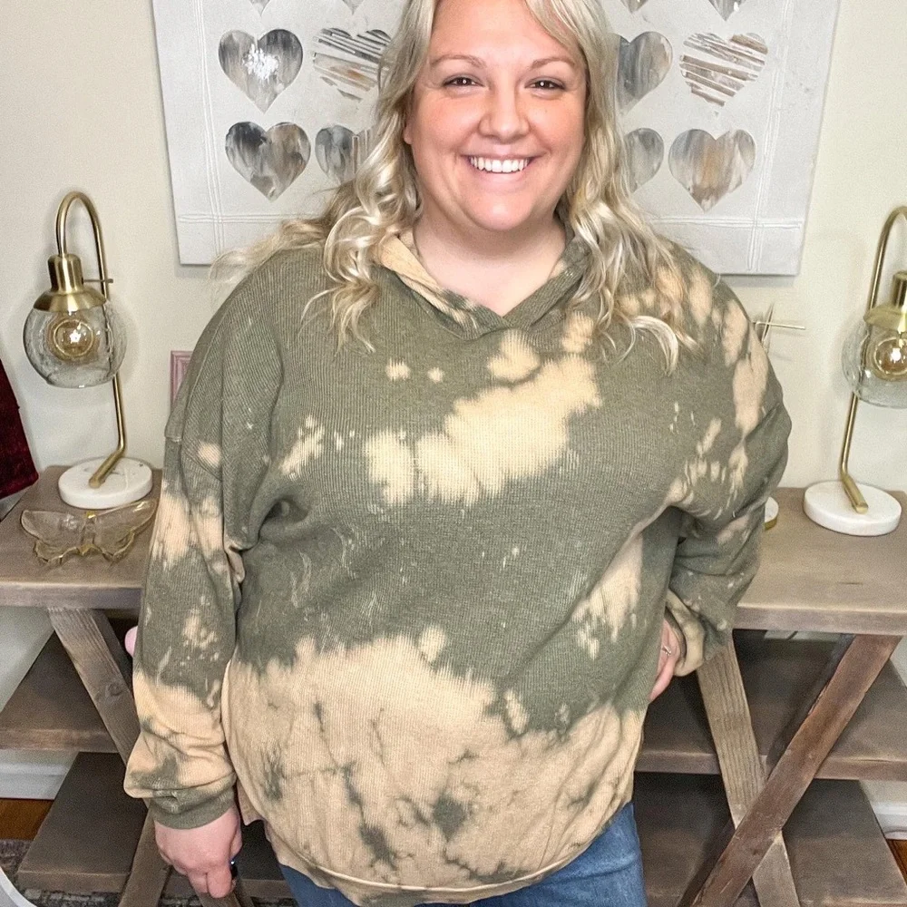 OLIVE ACID WASH PULLOVER - Picture 2 of 2